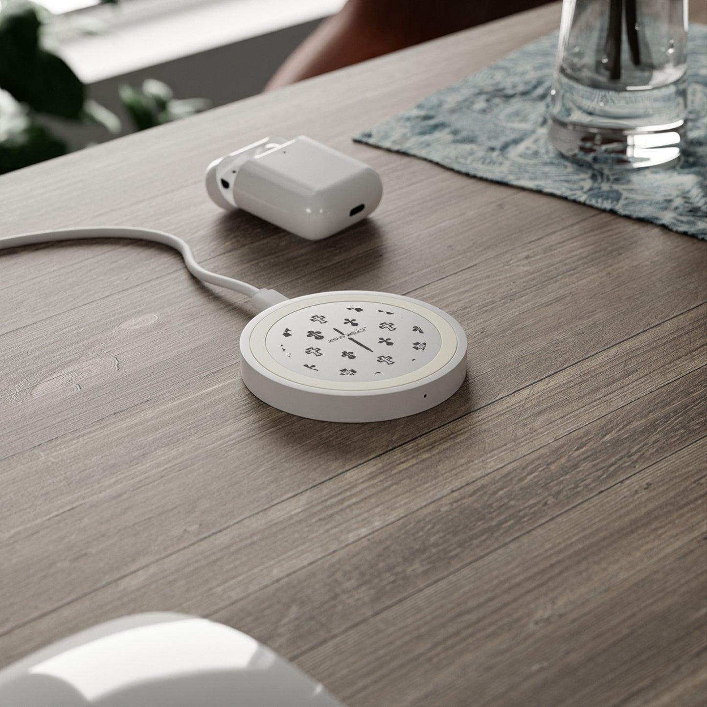 Durable Wireless Charging Pad for iPhone and Android