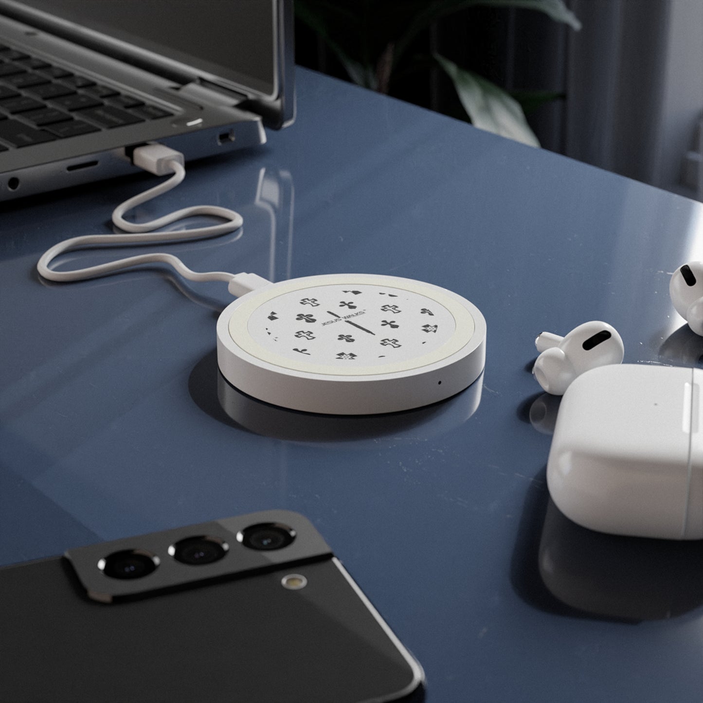 Durable Wireless Charging Pad for iPhone and Android
